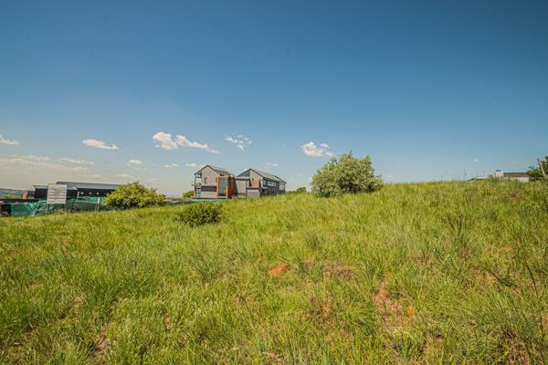 1 157 m² Land