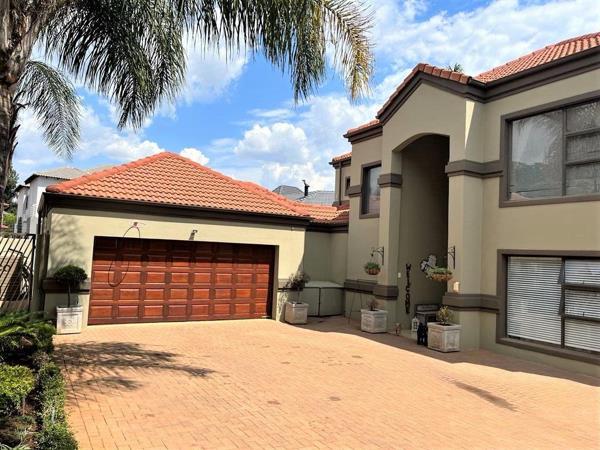 5 Bedroom House