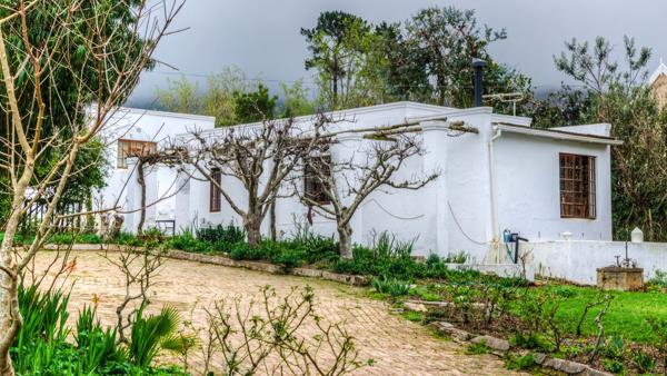 1 Bedroom Garden Cottage