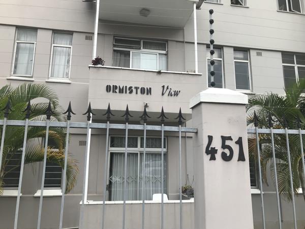 2.5 Bedroom Apartment