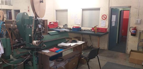 920 m² Industrial space
