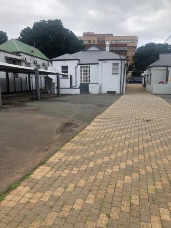 189 m² Commercial space