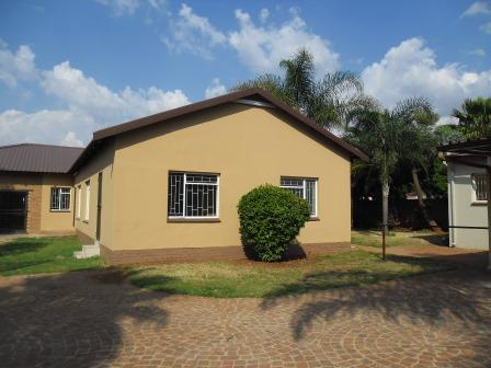 2 Bedroom Garden Cottage