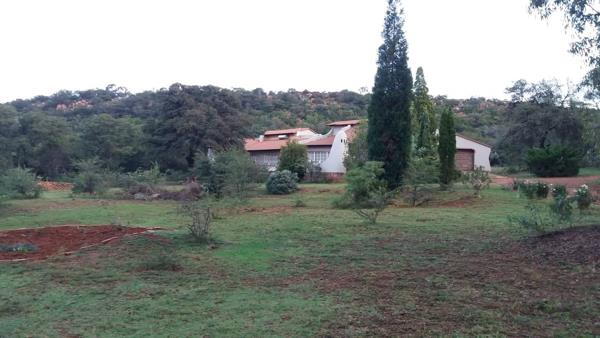 2.8 ha Smallholding