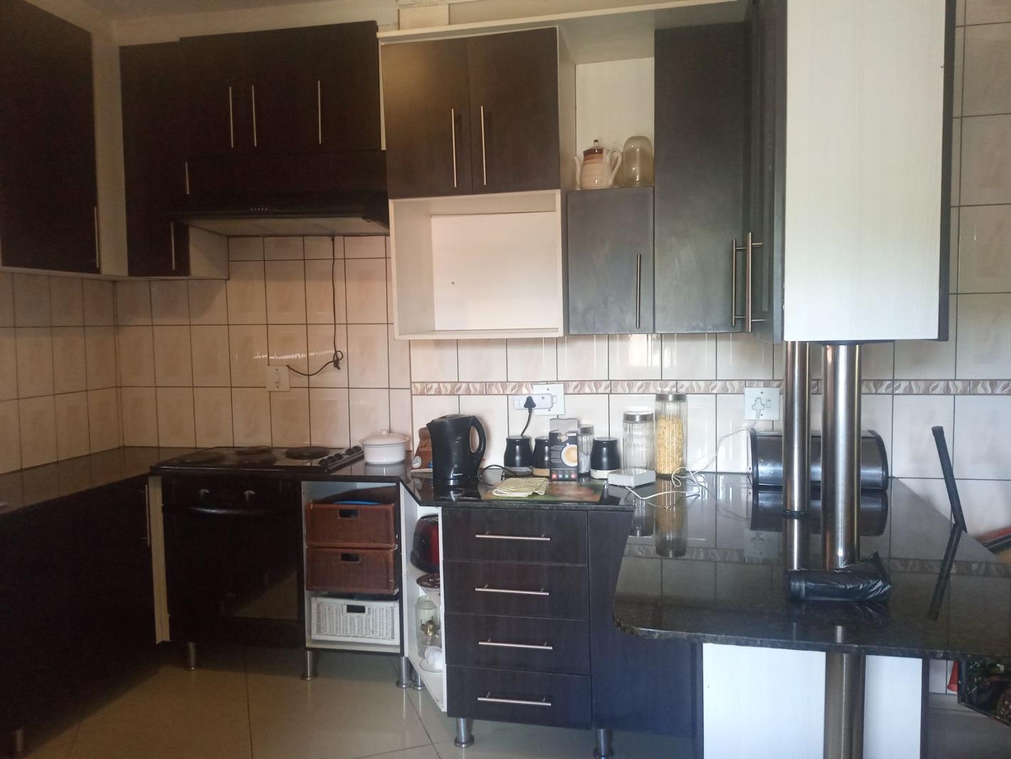 House in Kanyamazane - View 3