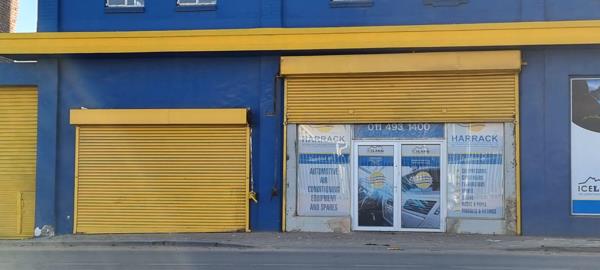 9 936  m² Industrial space