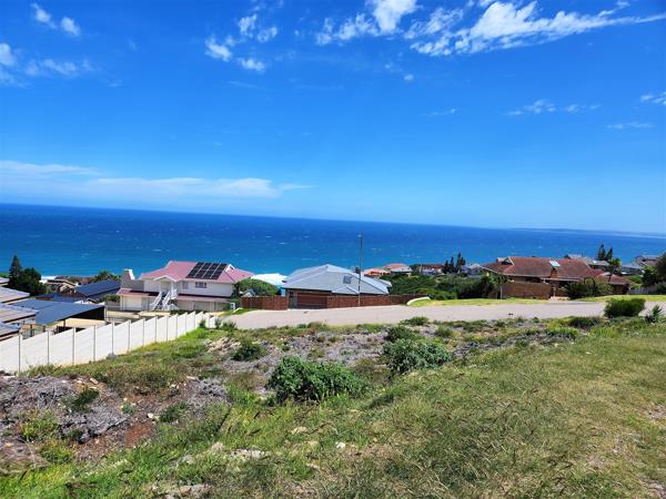 755 m² Land