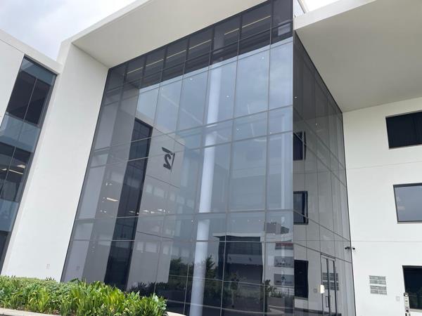 464 m² Commercial space