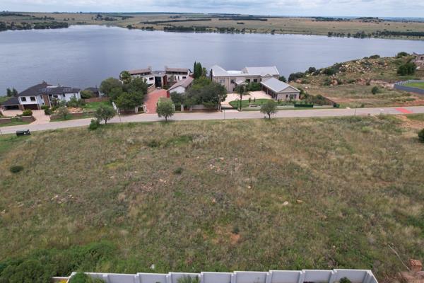 1 531 m² Land
