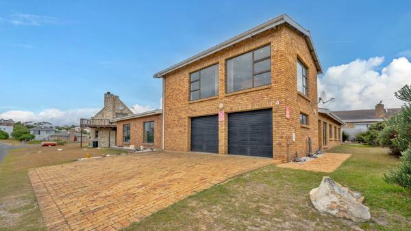 6 Bedroom House