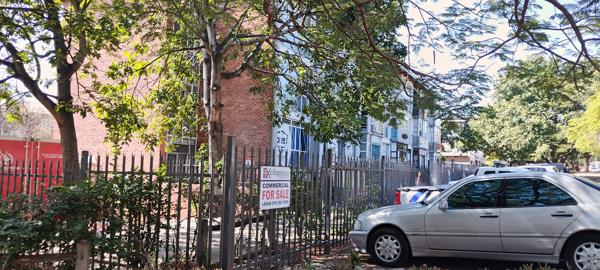 277  m² Commercial space