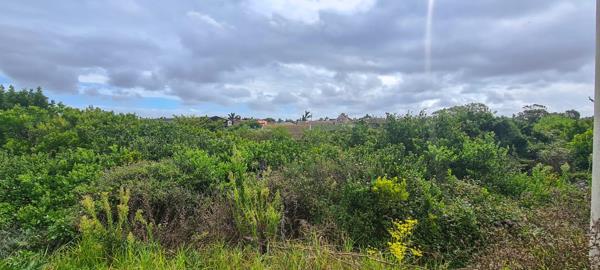 637 m² Land