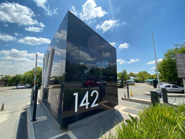 1 373 m² Commercial space