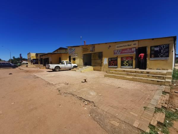 1 500 m² Commercial space