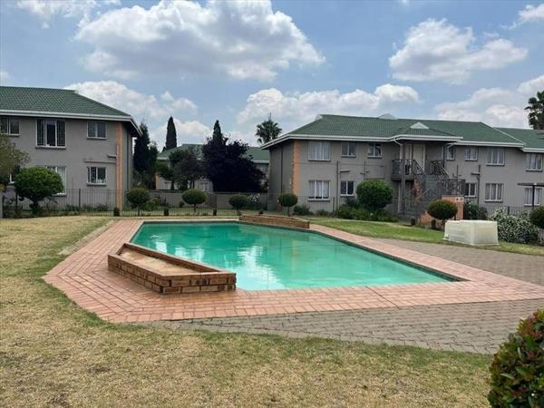 2 Bedroom Townhouse
