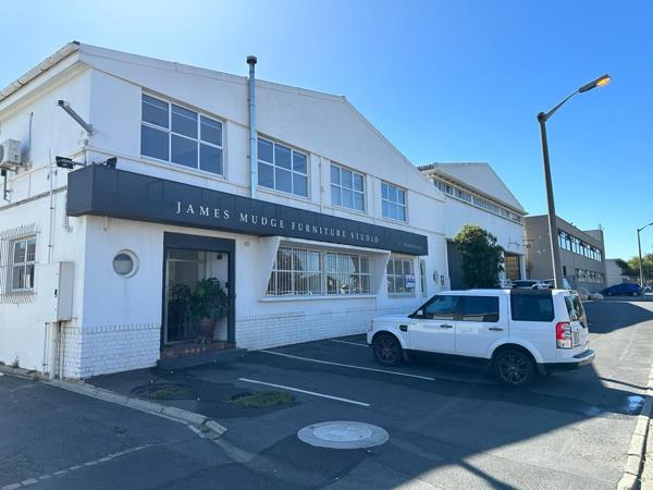 1 375 m² Industrial space