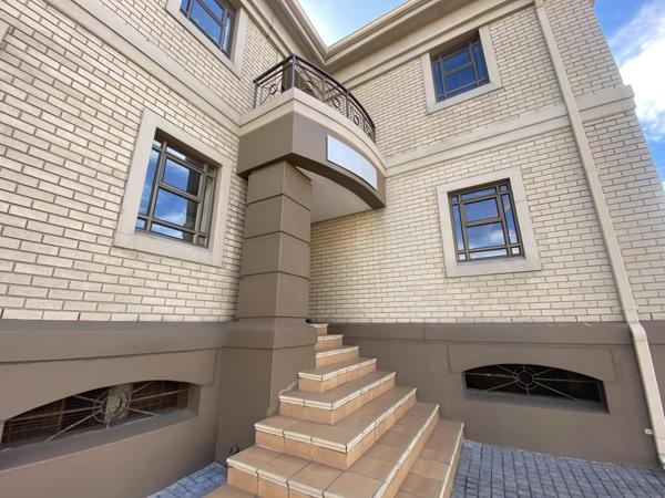 262  m² Commercial space