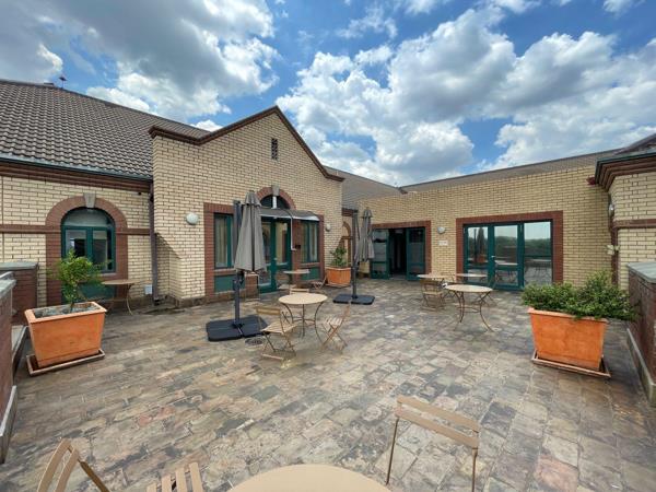 6 643 m² Commercial space
