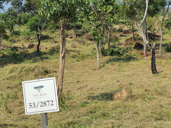 2 360 m² Land
