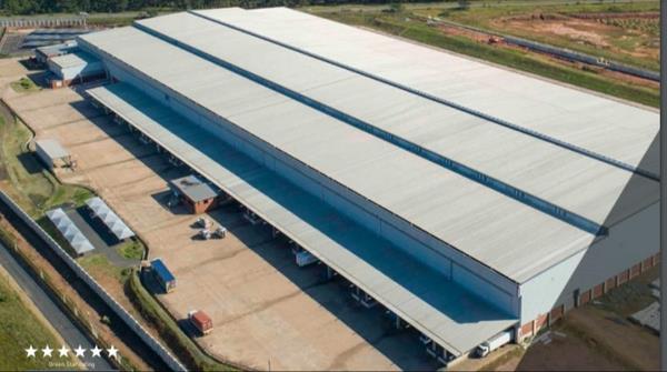 32 355  m² Commercial space