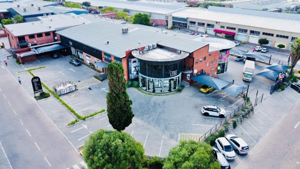 936  m² Industrial space