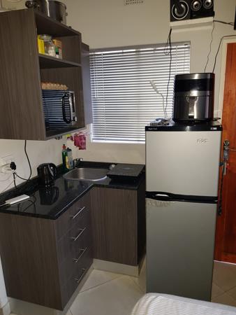1 Bedroom House