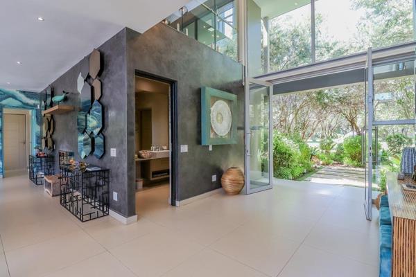 6 Bedroom House