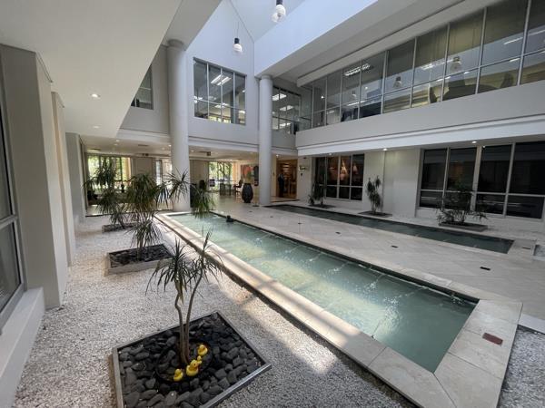 253 m² Commercial space