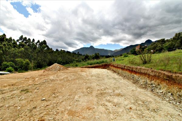 800 m² Land