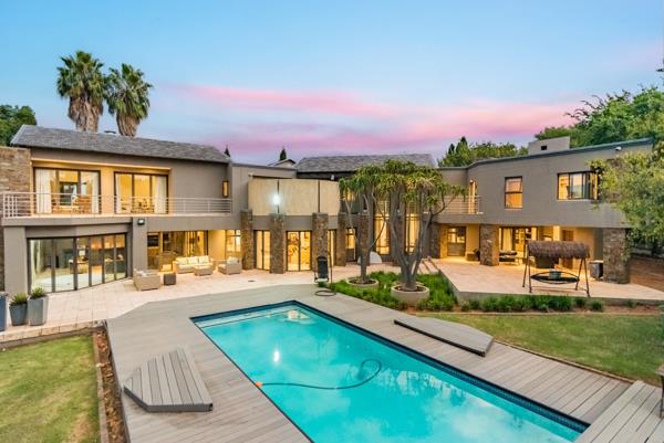 5 Bedroom House