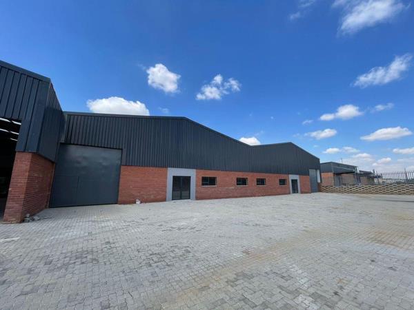 954  m² Industrial space