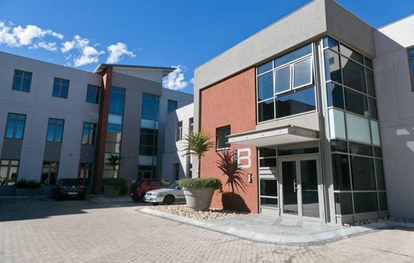 143  m² Office Space