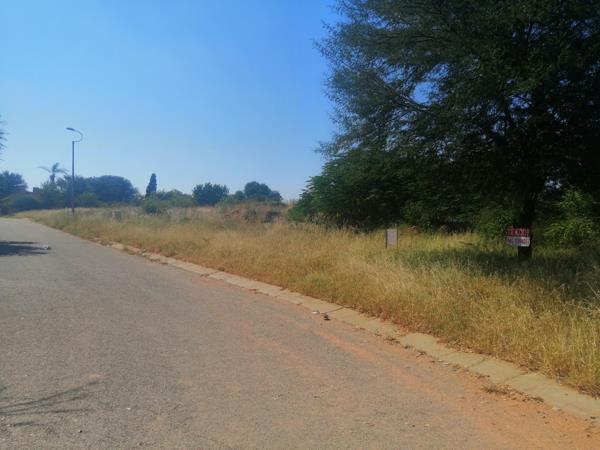 9 554 m² Land