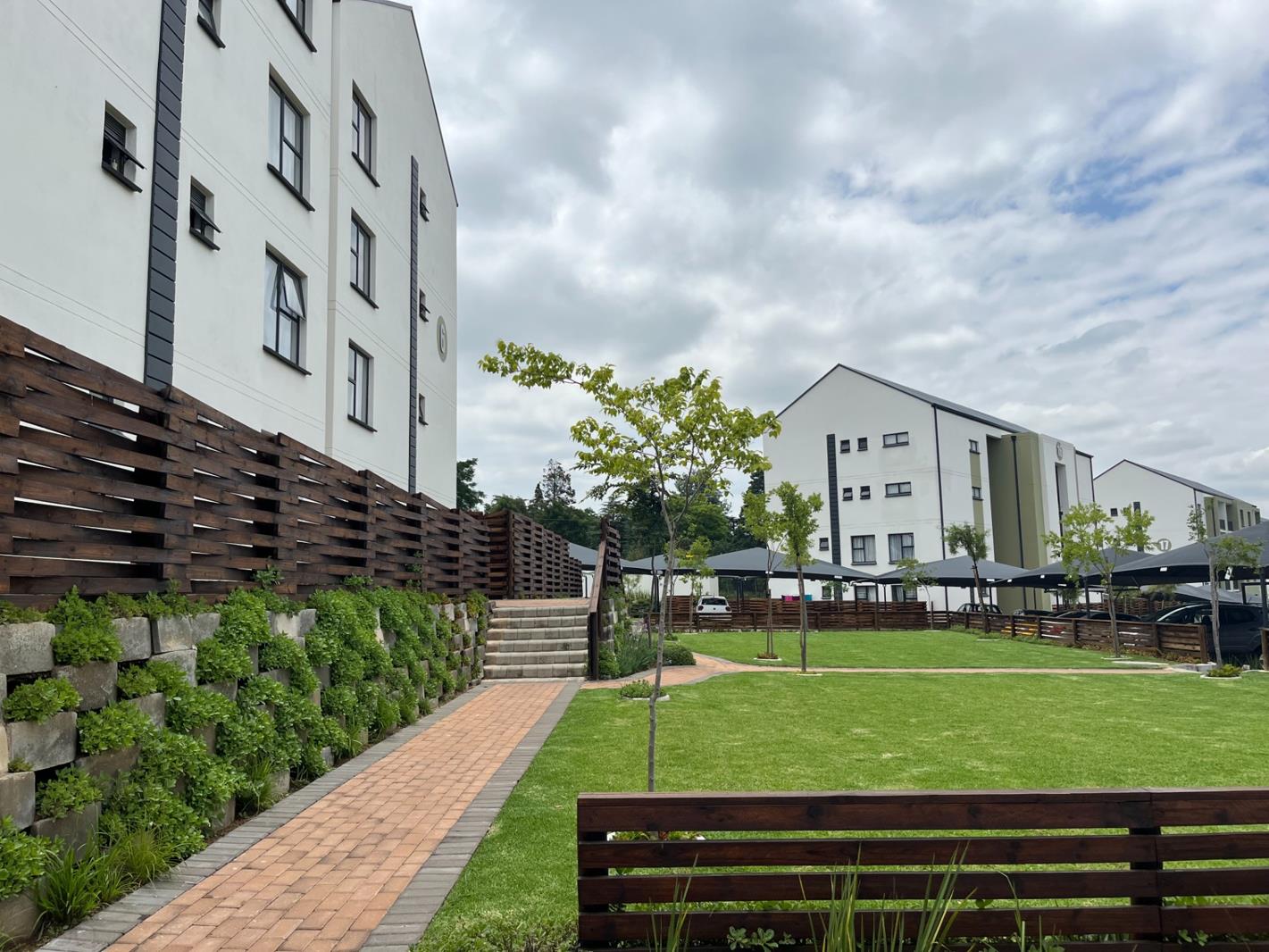 Studio Apartment in Linbro Park