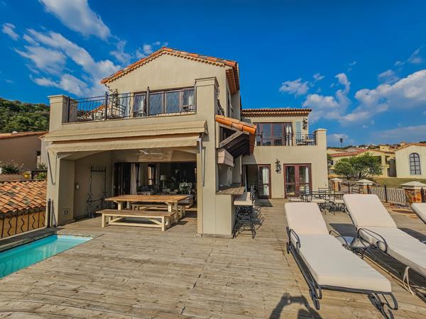 5 Bedroom House