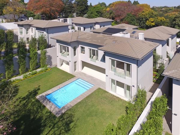 5 Bedroom House