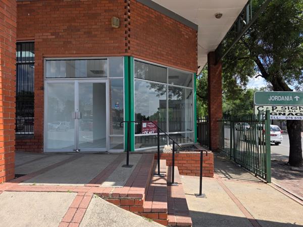 75  m² Commercial space