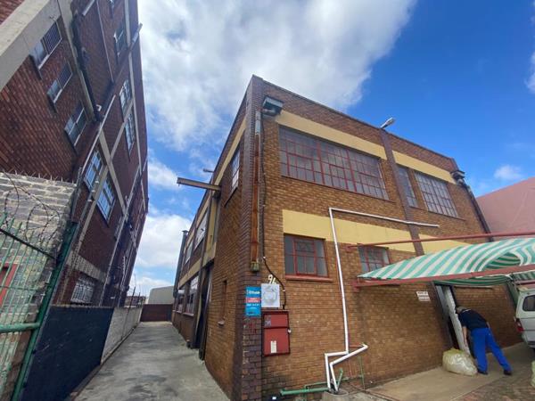 575  m² Industrial space