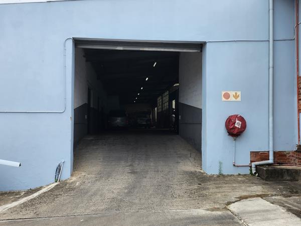 250 m² Commercial space