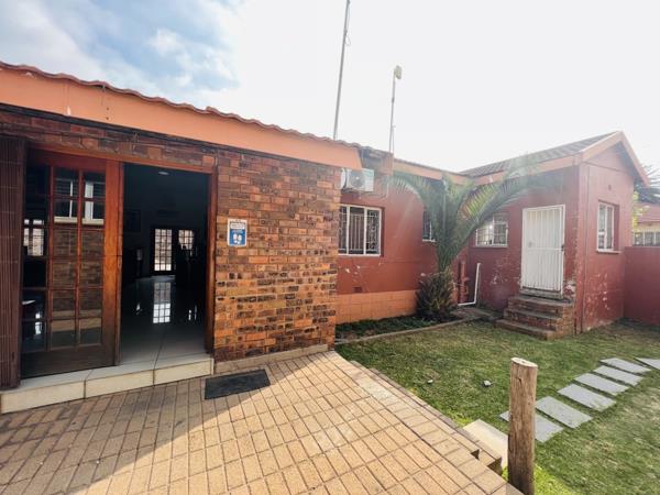 400 m² Commercial space