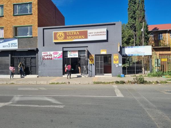 218  m² Commercial space