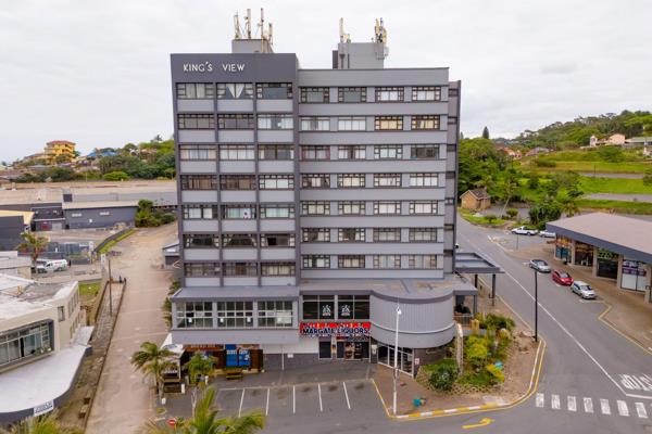 483  m² Retail Space