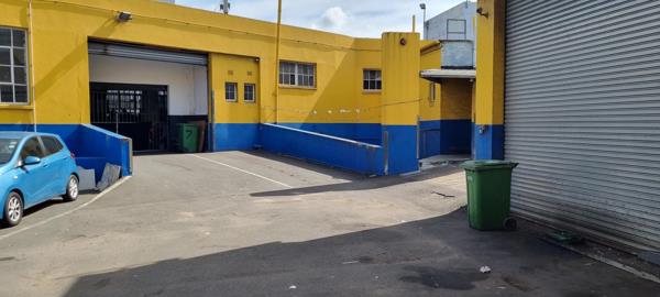 4 647  m² Industrial space