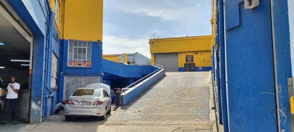 4 647 m² Industrial space