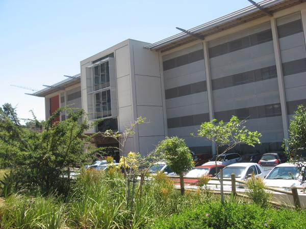 102  m² Office Space