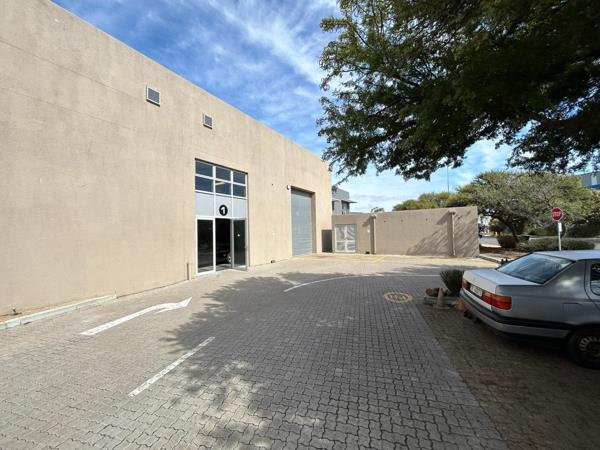 317  m² Industrial space