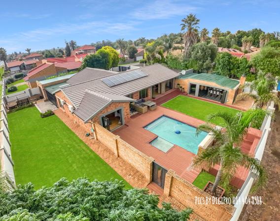 5 Bedroom House