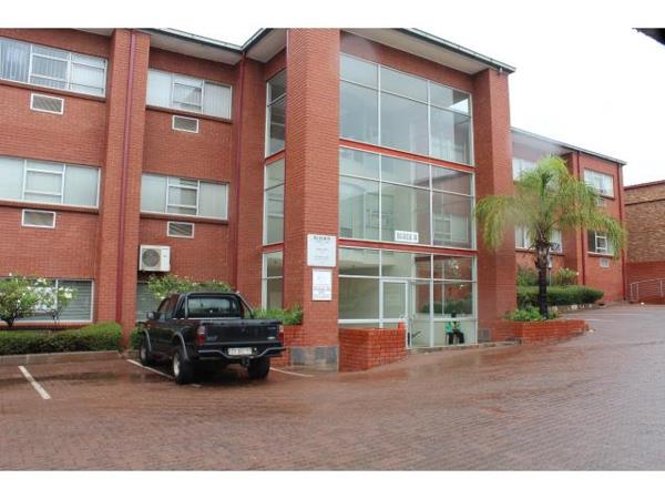 160 m² Office Space