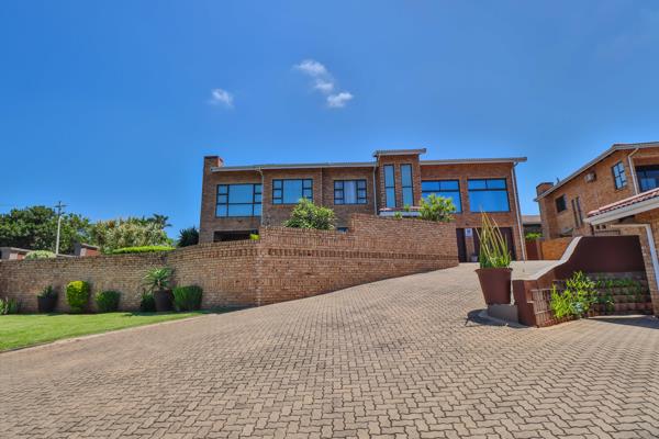 4 Bedroom Townhouse