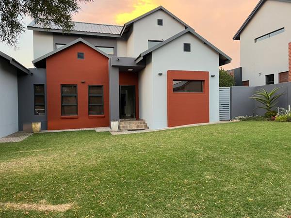 5 Bedroom House